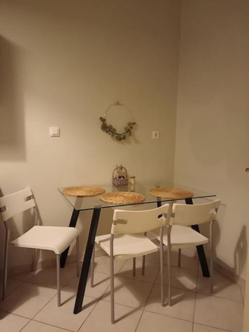 Central Artistic 2-Bedroom Apartment 79Sqm تريبوليس المظهر الخارجي الصورة